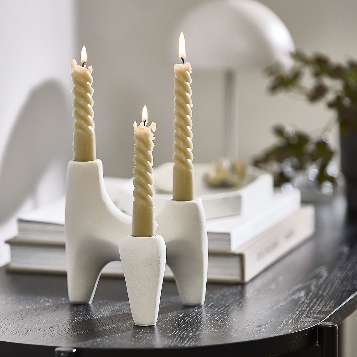 VIGNIR candle holder and BALDUR candles White candle holder with twisted candles