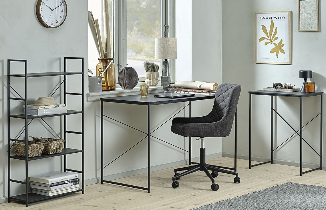 PEBRINGE desk chair and ASTRUP desks and shelving unit Low back office chair in a home office