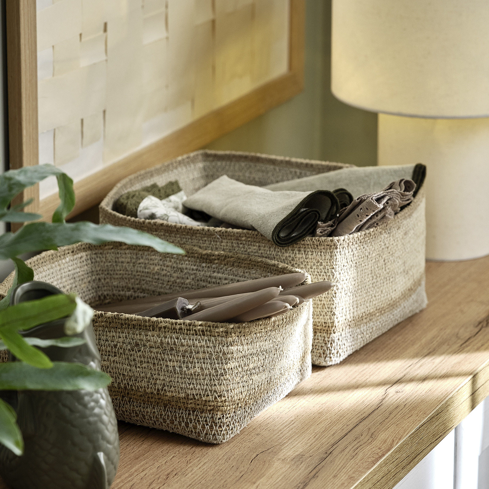 Sideboard with two storage baskets